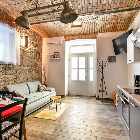 Apartment Rosenberger, Opatija Center With Parking Kültér fotó